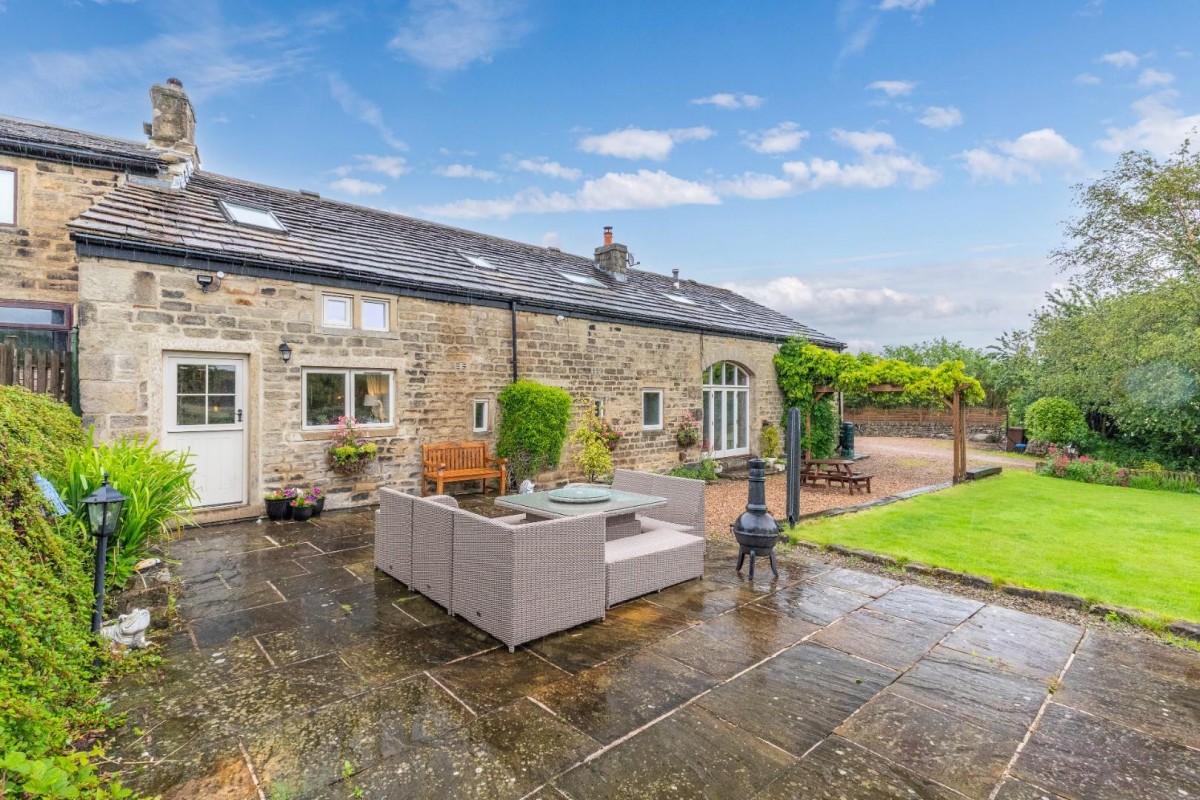 Hunters Green, Cullingworth,