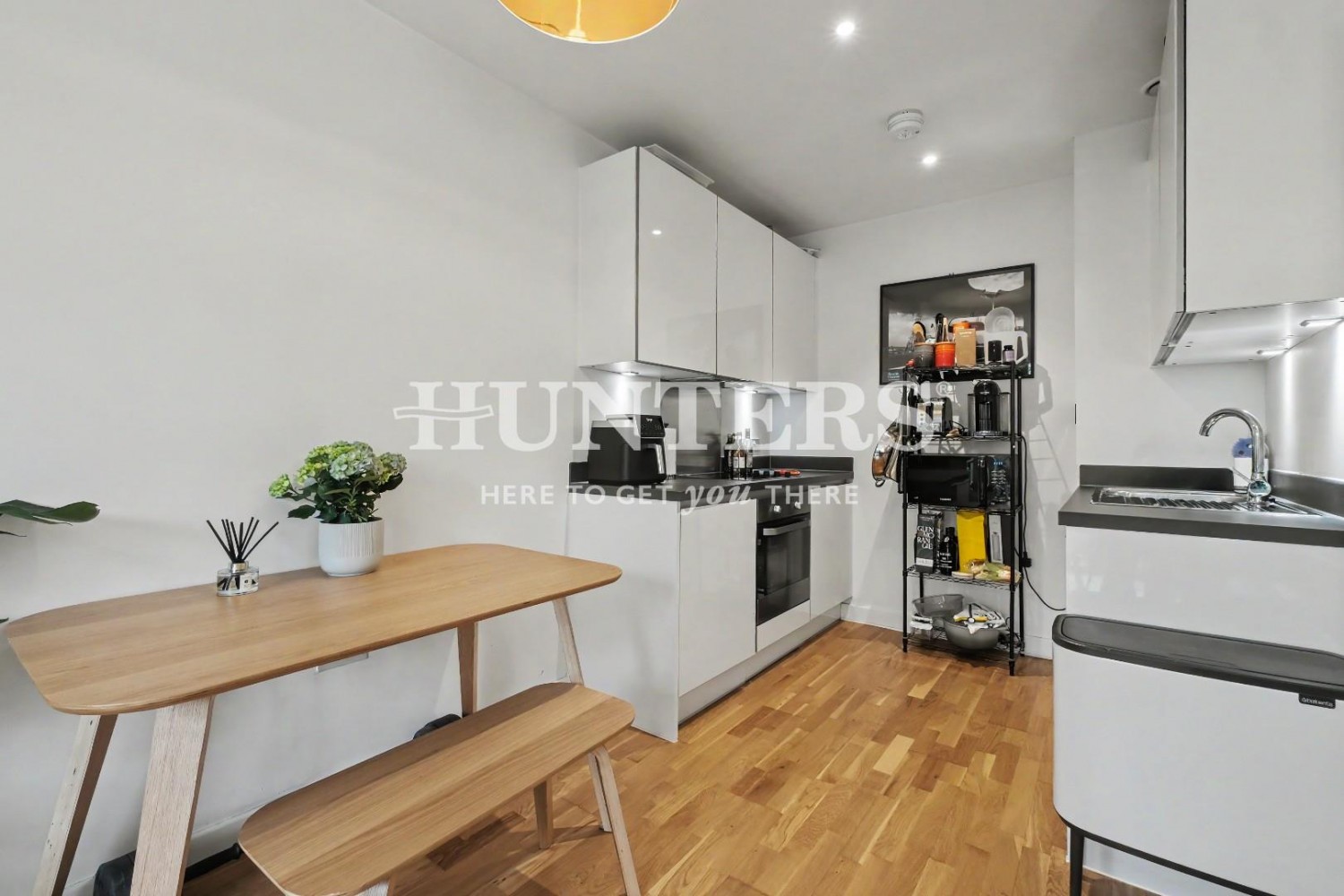 Oak Grove, Cricklewood, London, NW2