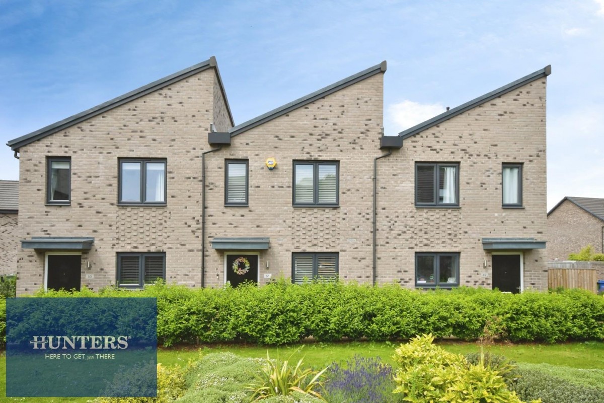 Woodyard Avenue, Tapton, Chesterfield, S41 7WB