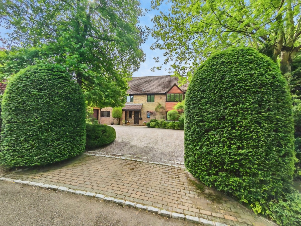 Ashdale Park, Finchampstead, Wokingham