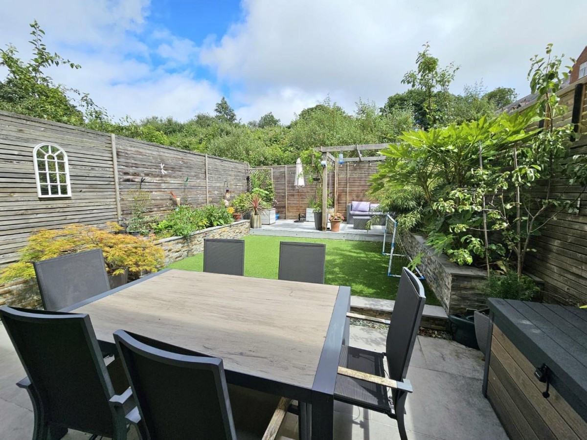 Graham Edge, Dursley