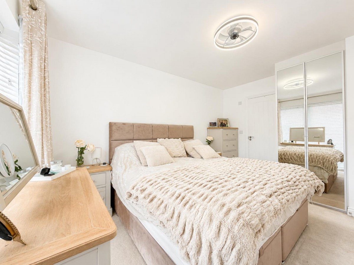 Arthur Maybury Close, Repton Park