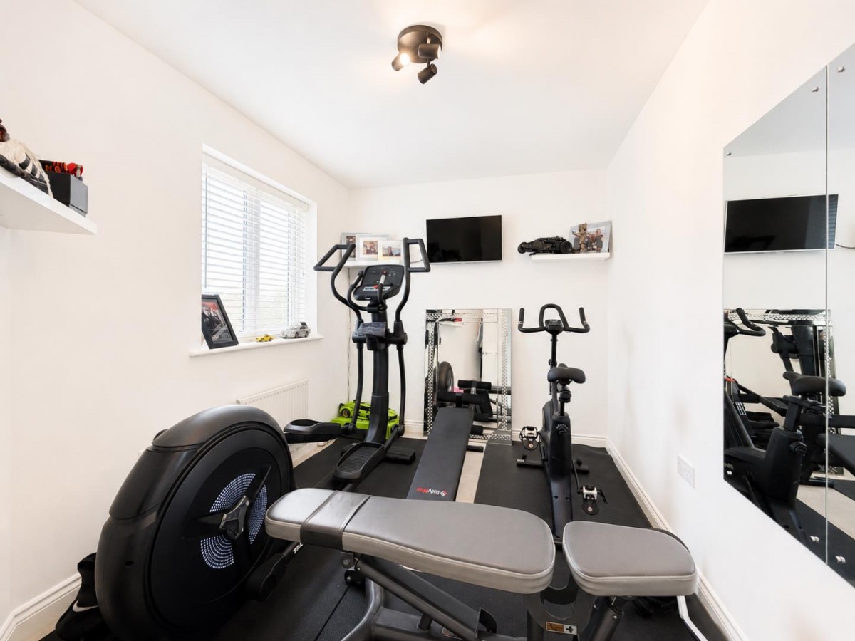 Arthur Maybury Close, Repton Park