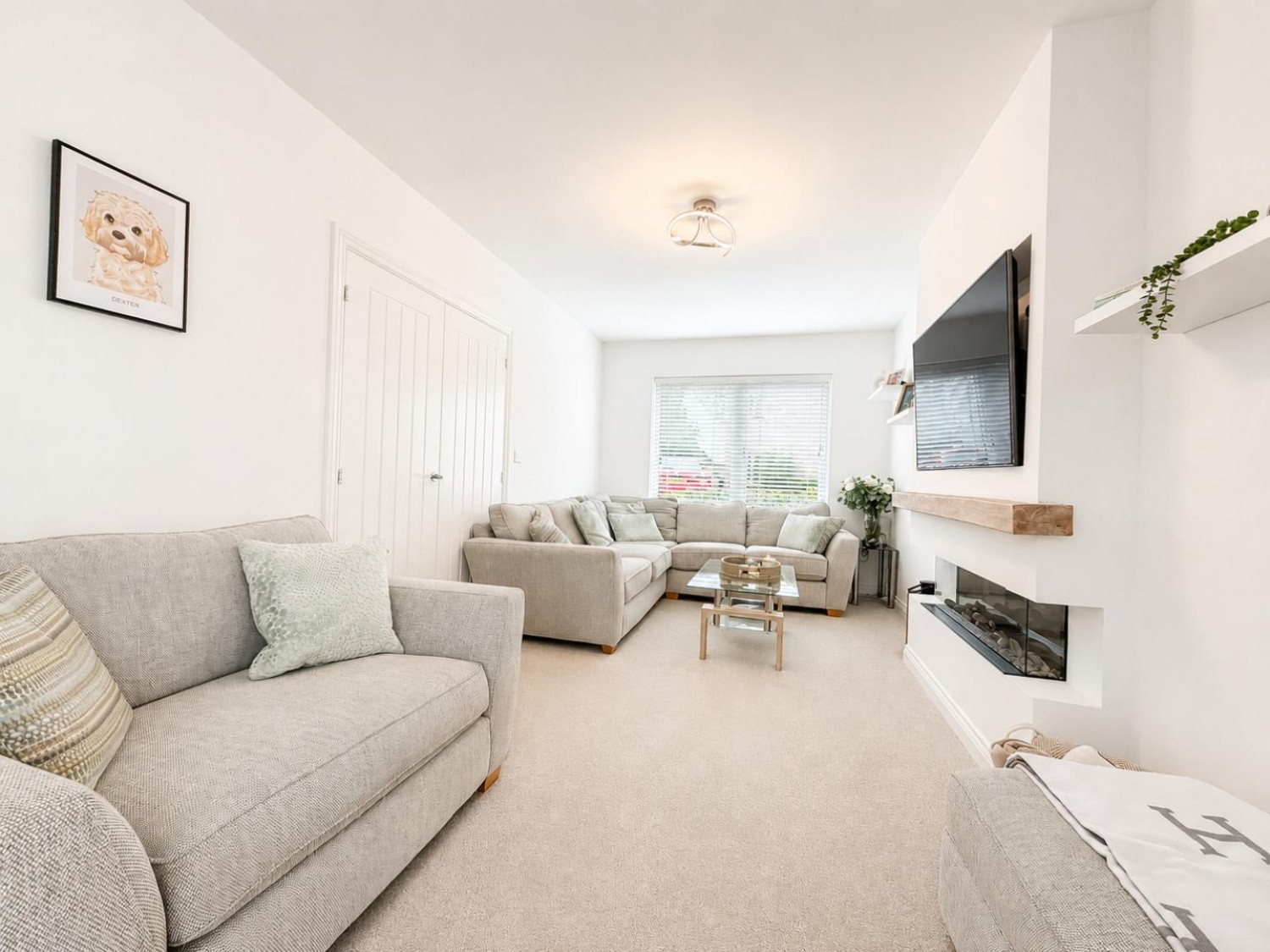 Arthur Maybury Close, Repton Park