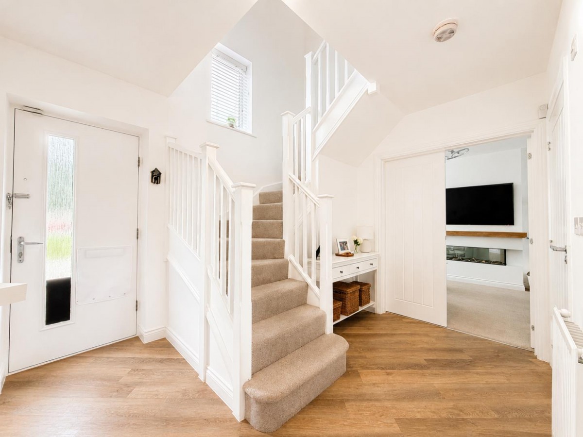Arthur Maybury Close, Repton Park