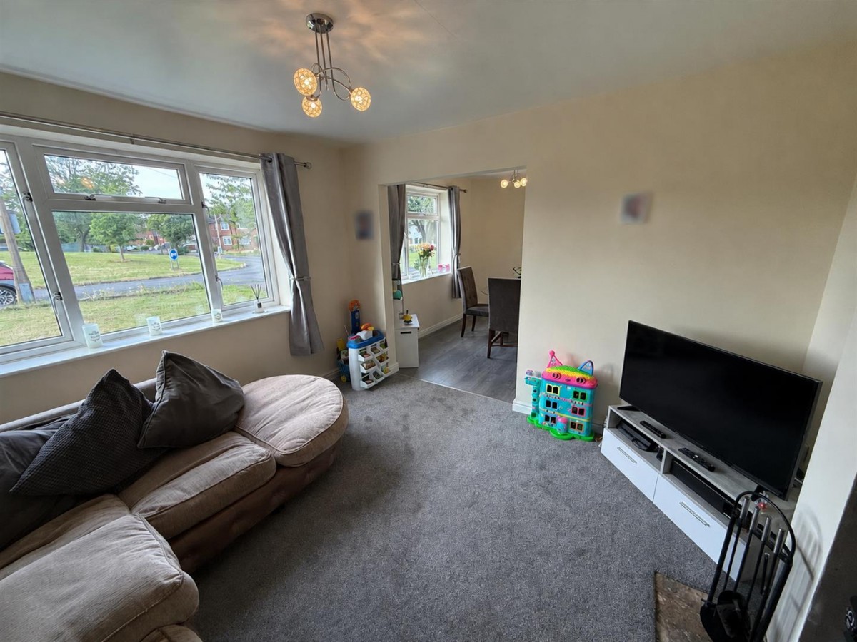 Maynard Avenue, Norton, Stourbridge, DY8 3EE