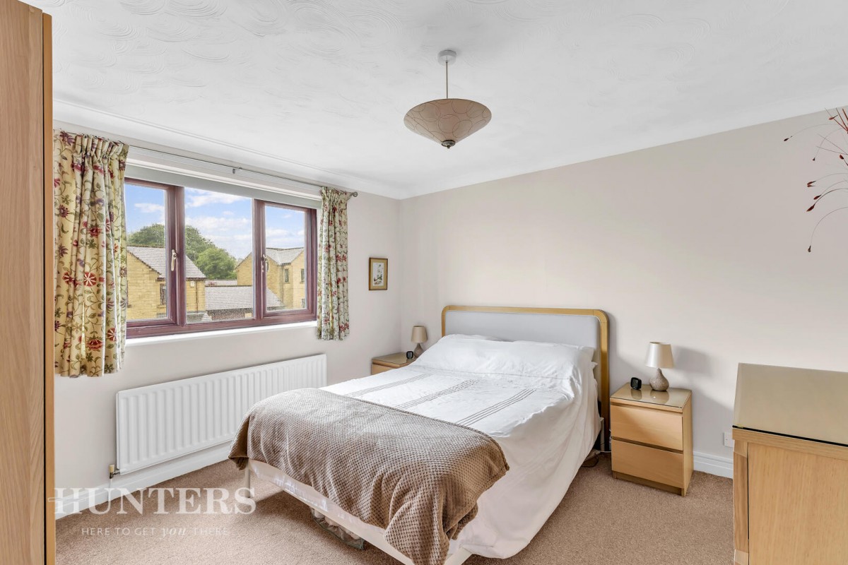 Vineyard Close, Wardle, OL12 9NG