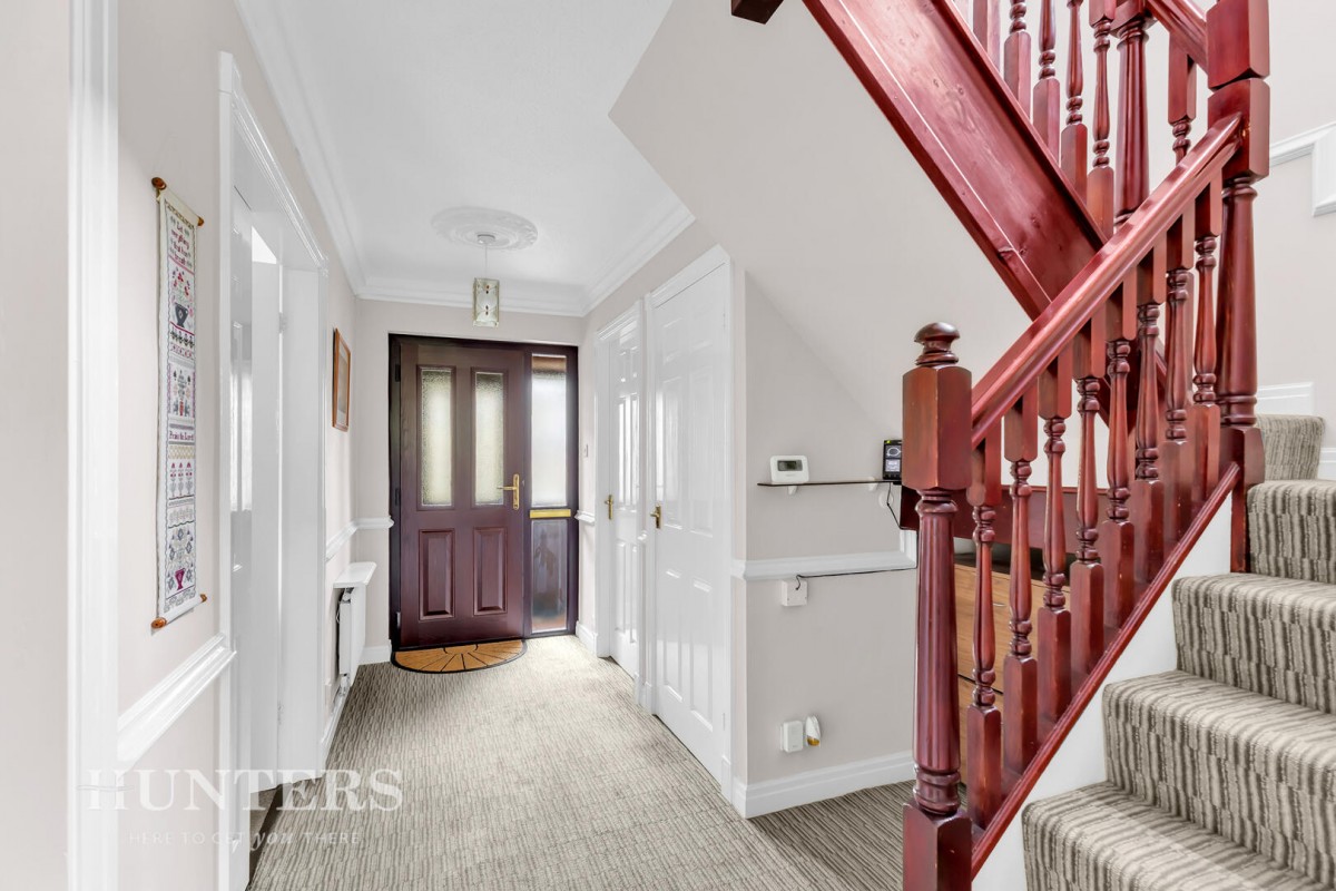 Vineyard Close, Wardle, OL12 9NG