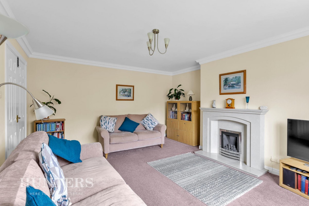 Vineyard Close, Wardle, OL12 9NG