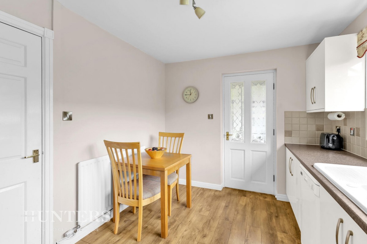 Vineyard Close, Wardle, OL12 9NG