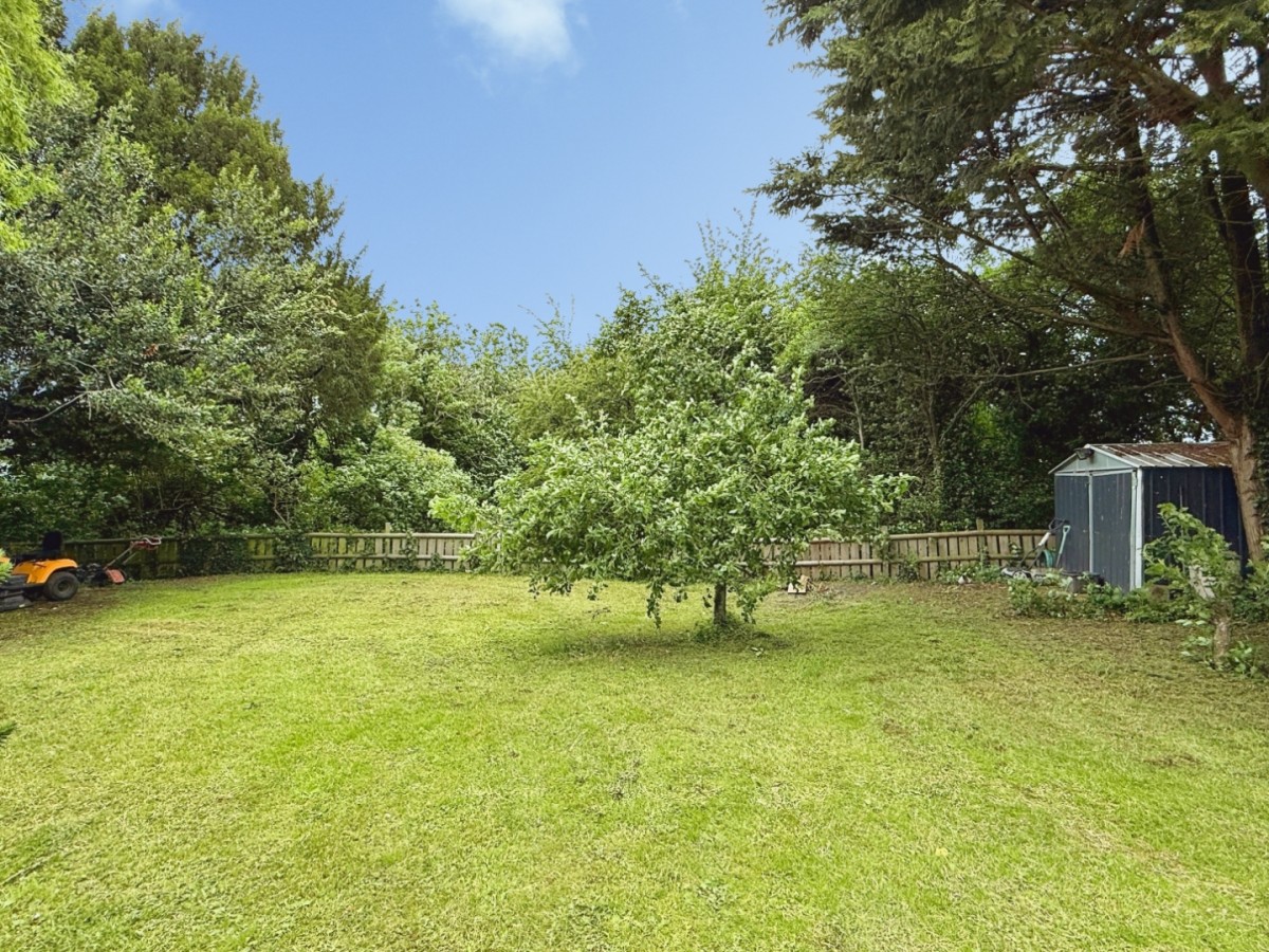 Haresfield, Stonehouse