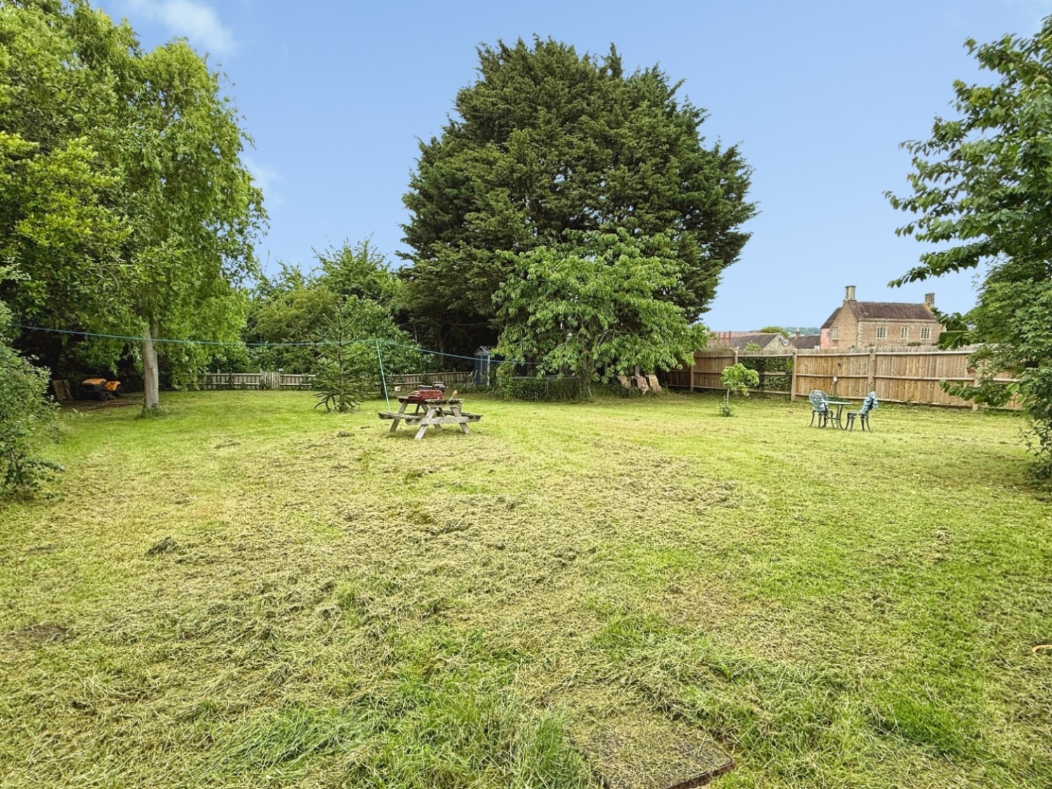Haresfield, Stonehouse