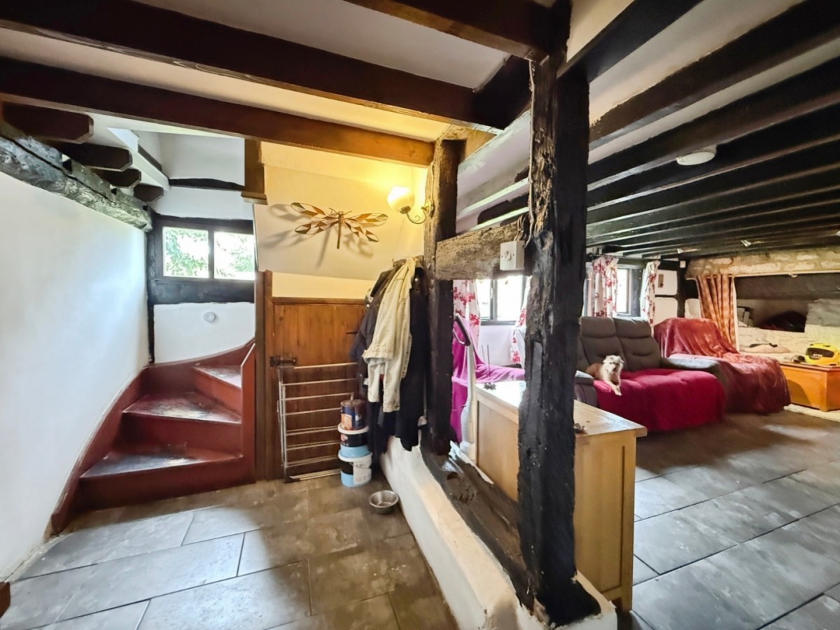 Haresfield, Stonehouse
