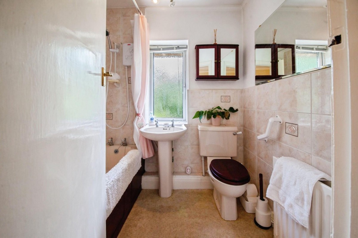 Shenstone Road, Hillsborough, S6
