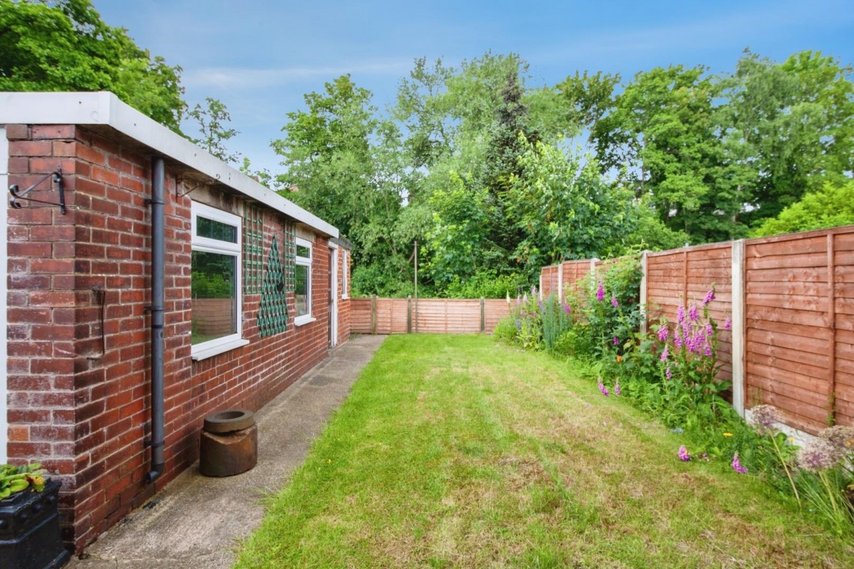 Shenstone Road, Hillsborough, S6