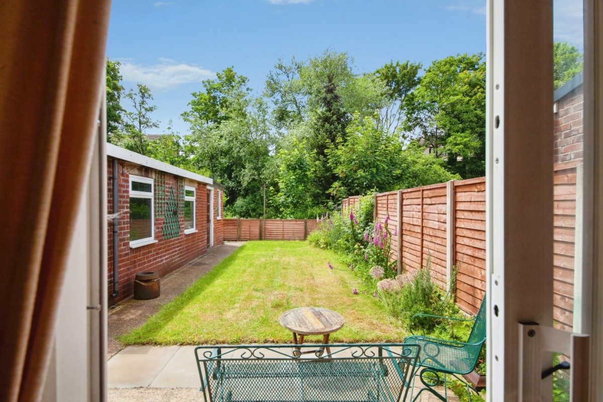Shenstone Road, Hillsborough, S6