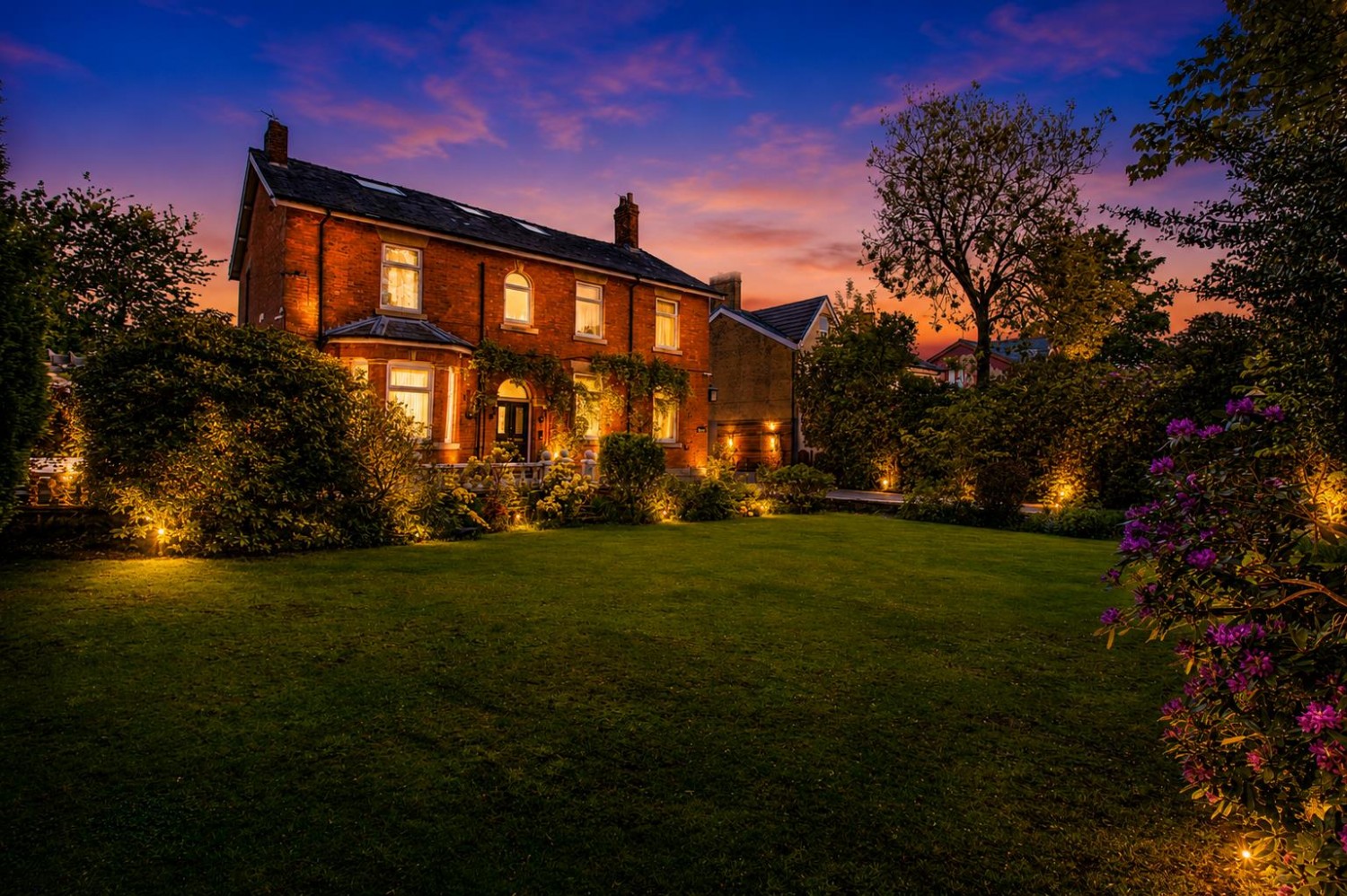 'The Old Vicarage' Hawkshaw Avenue