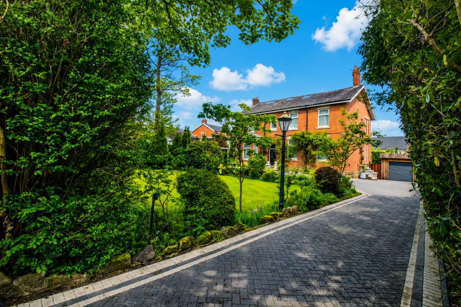 'The Old Vicarage' Hawkshaw Avenue