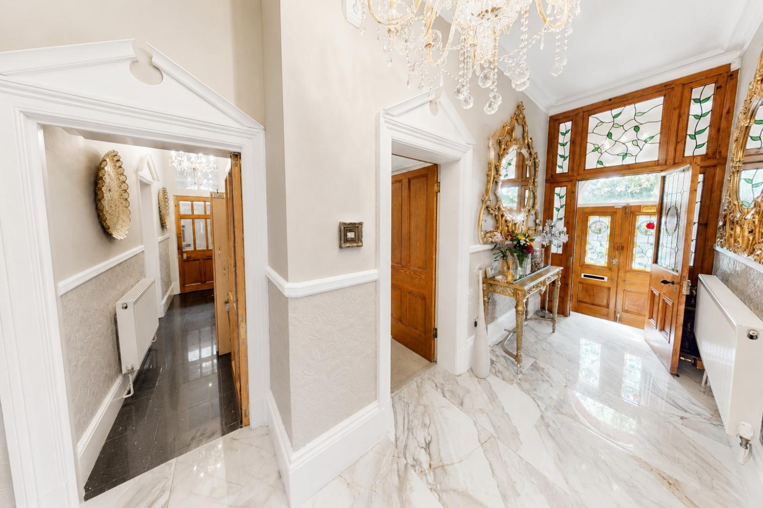 'The Old Vicarage' Hawkshaw Avenue