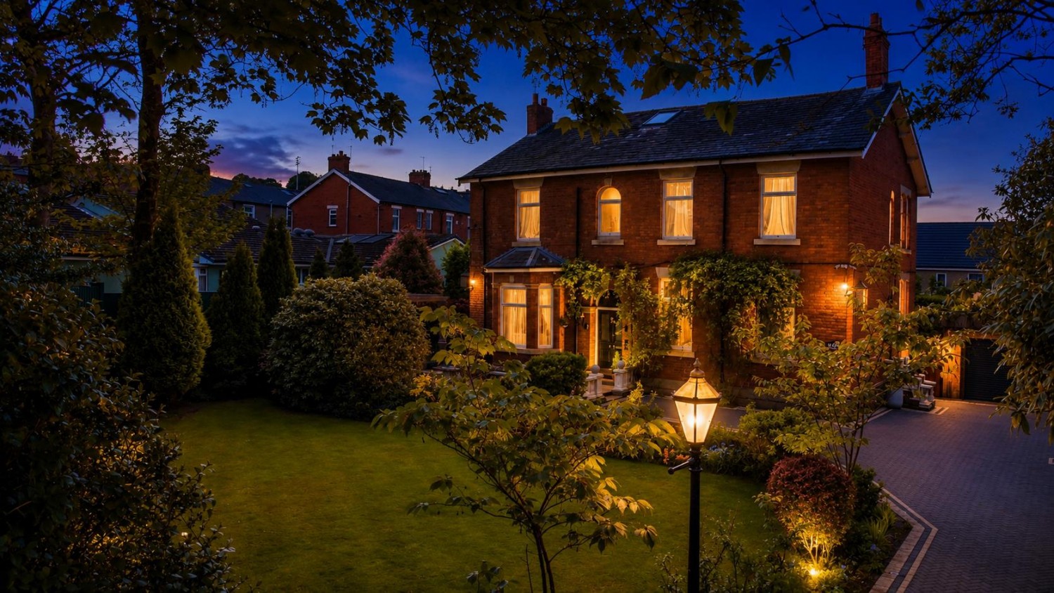 'The Old Vicarage' Hawkshaw Avenue