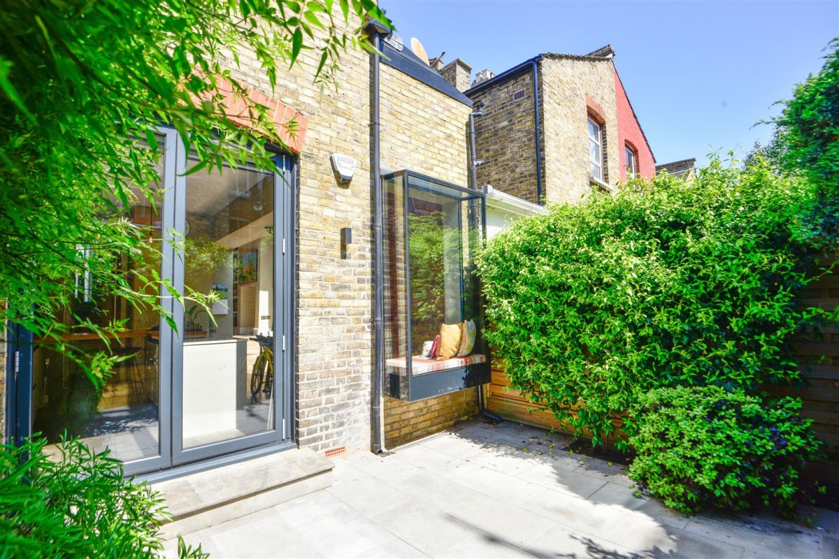 Carysfort Road, London, N16