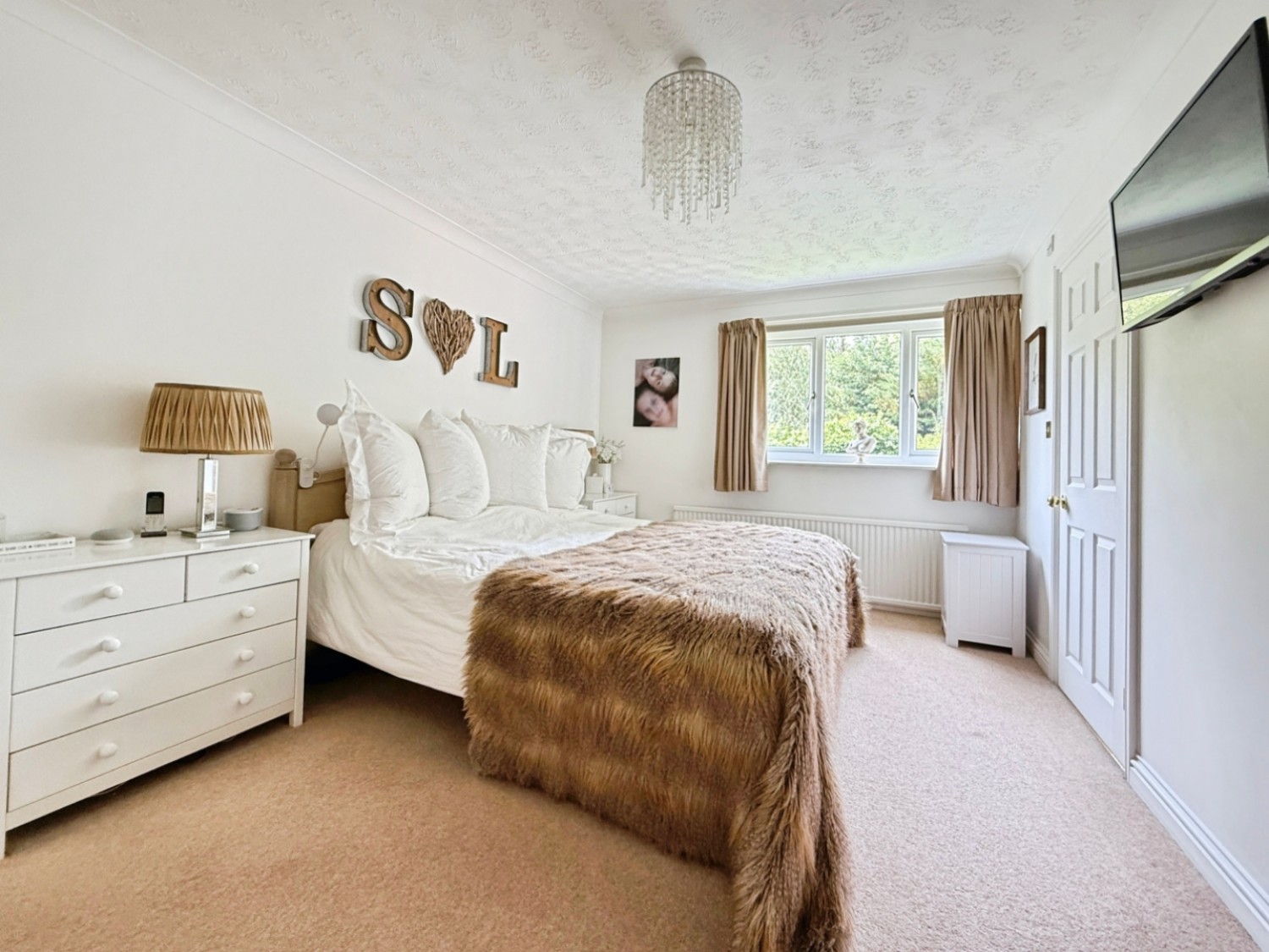 Mill Farm Drive, Stroud