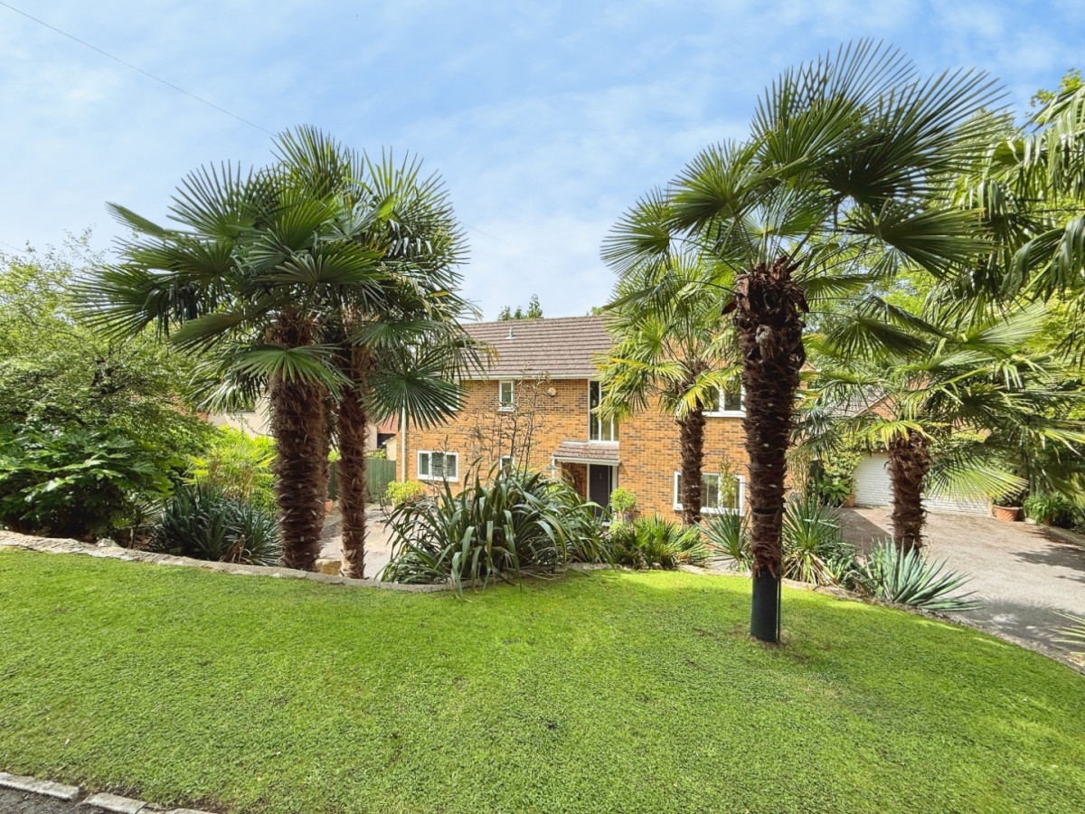 Mill Farm Drive, Stroud