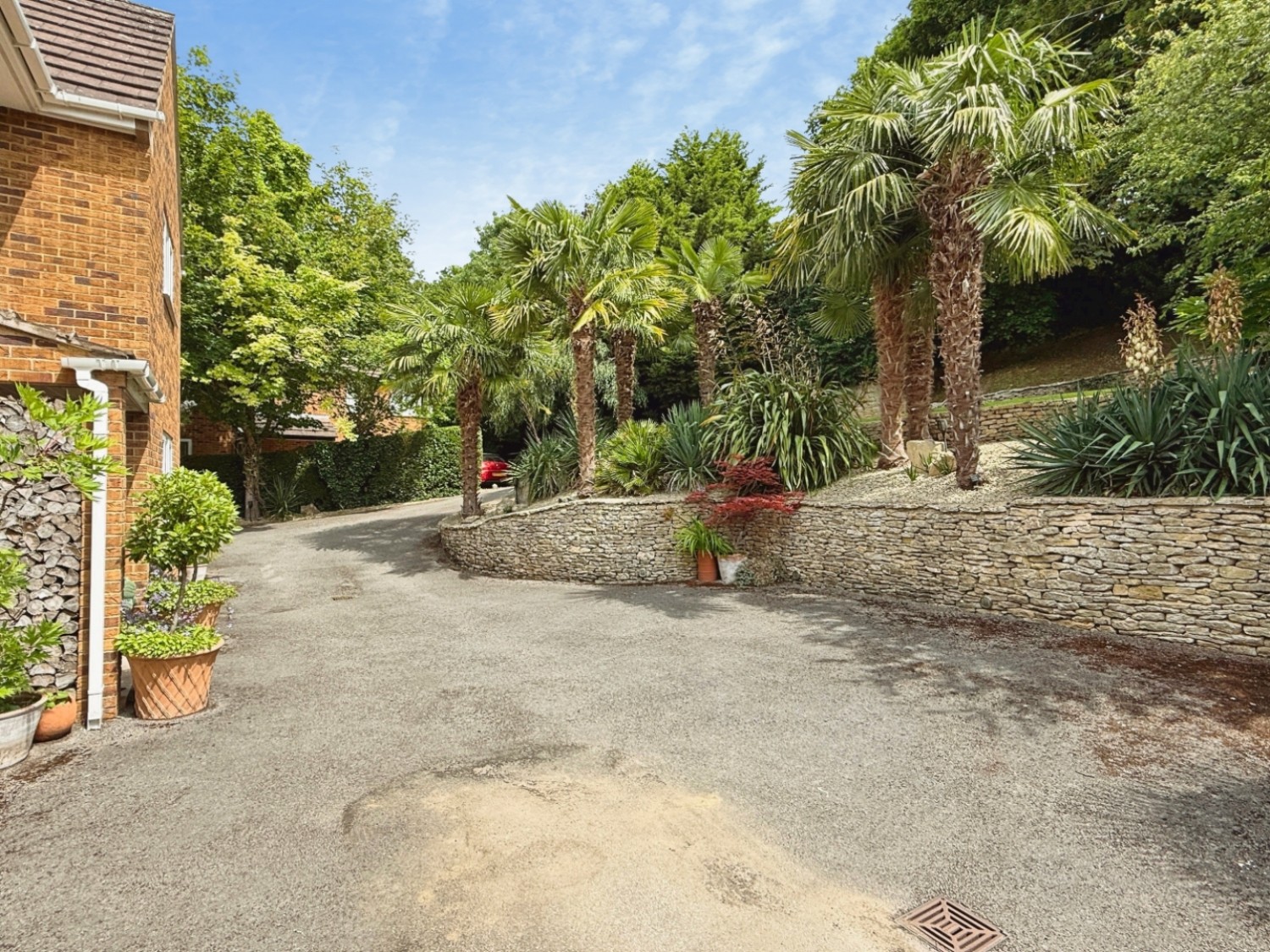 Mill Farm Drive, Stroud