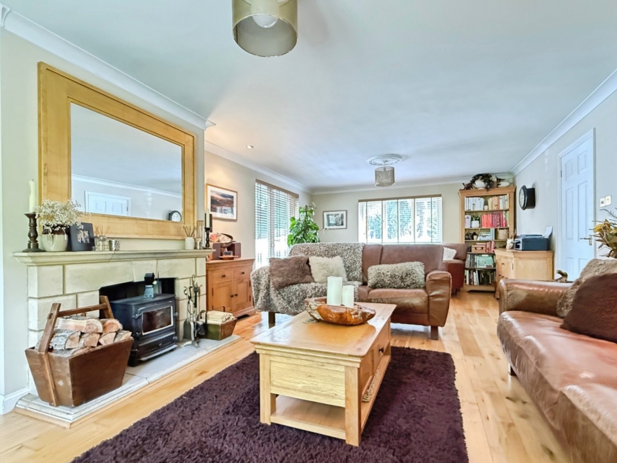 Mill Farm Drive, Stroud