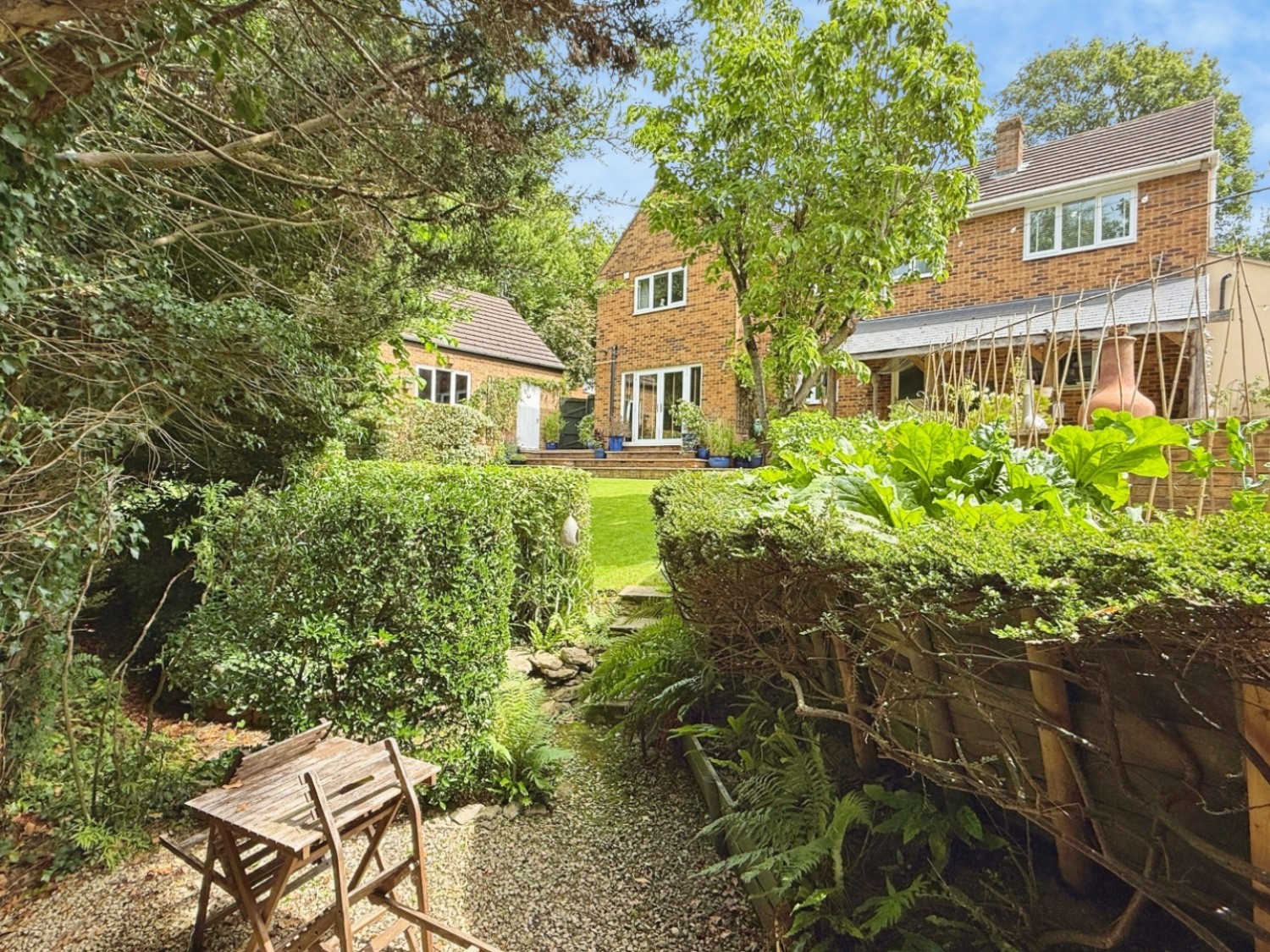 Mill Farm Drive, Stroud