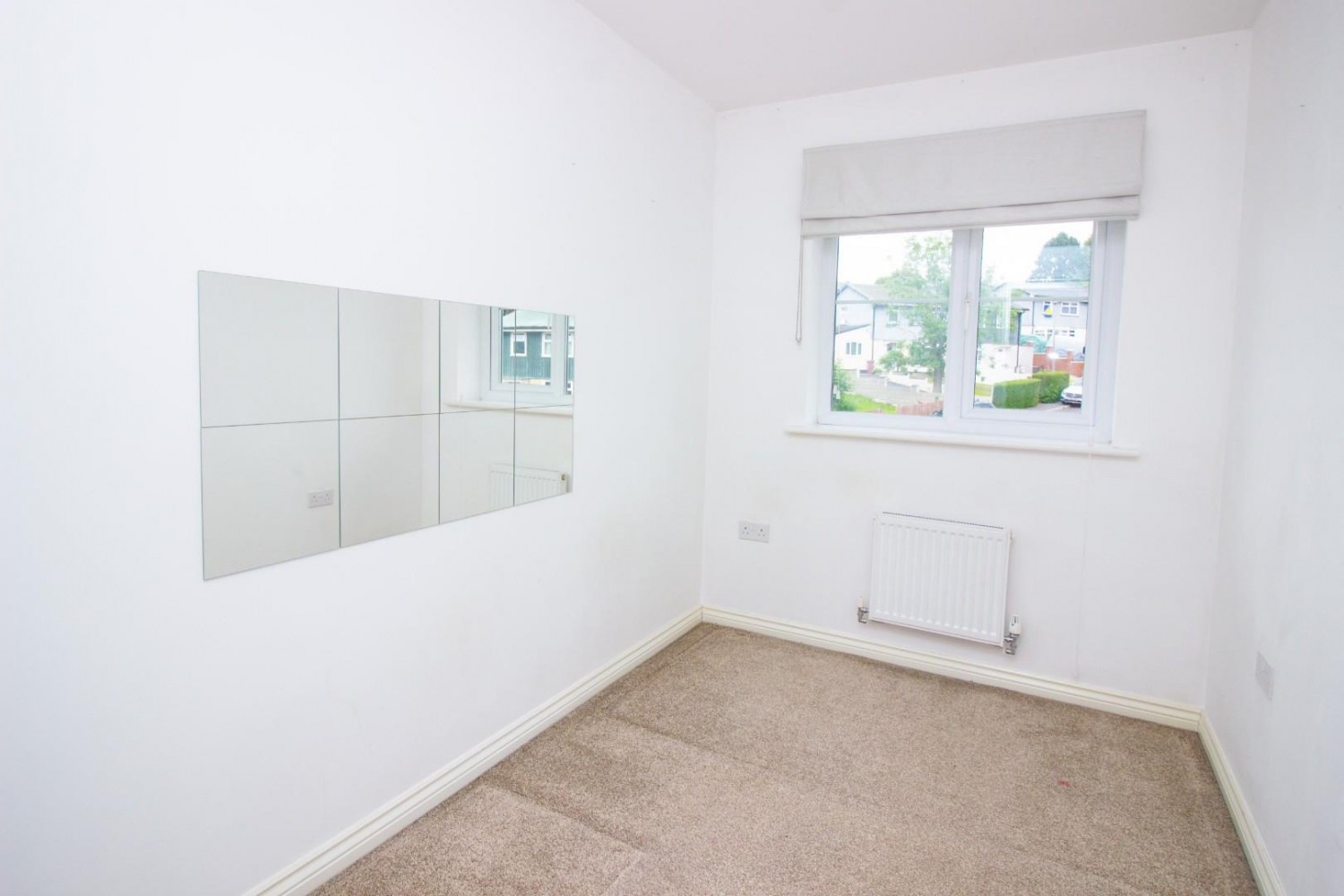 4 bedroom House to let in Kirkland Close, Blackburn