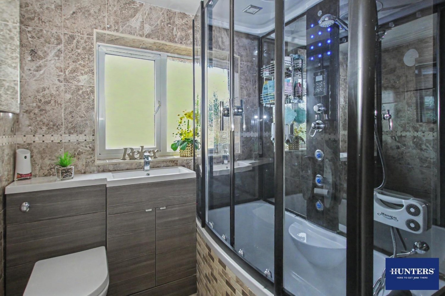 3 bedroom House for sale in Warton Avenue Bradford, BD4 6JG