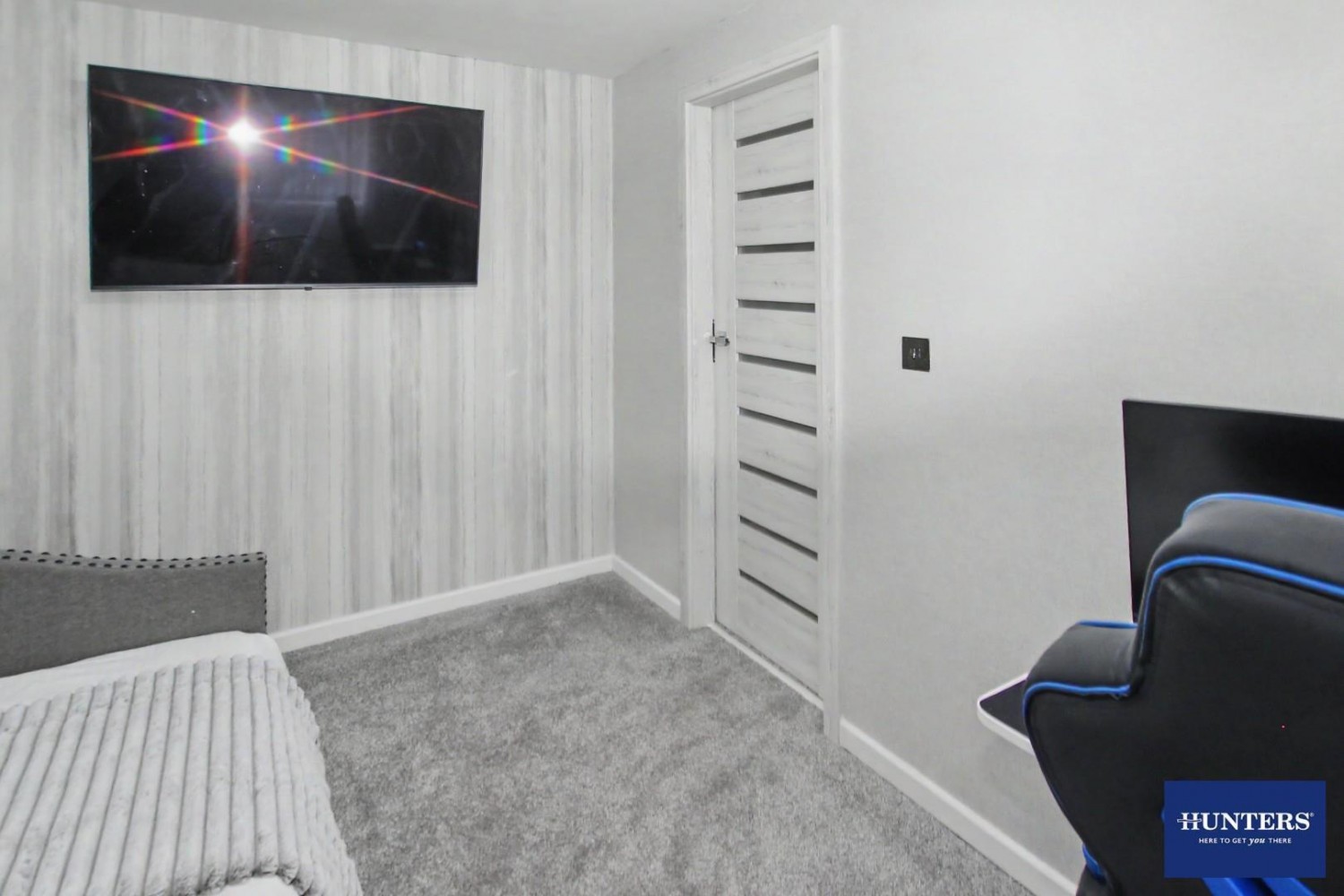 3 bedroom House for sale in Warton Avenue Bradford, BD4 6JG