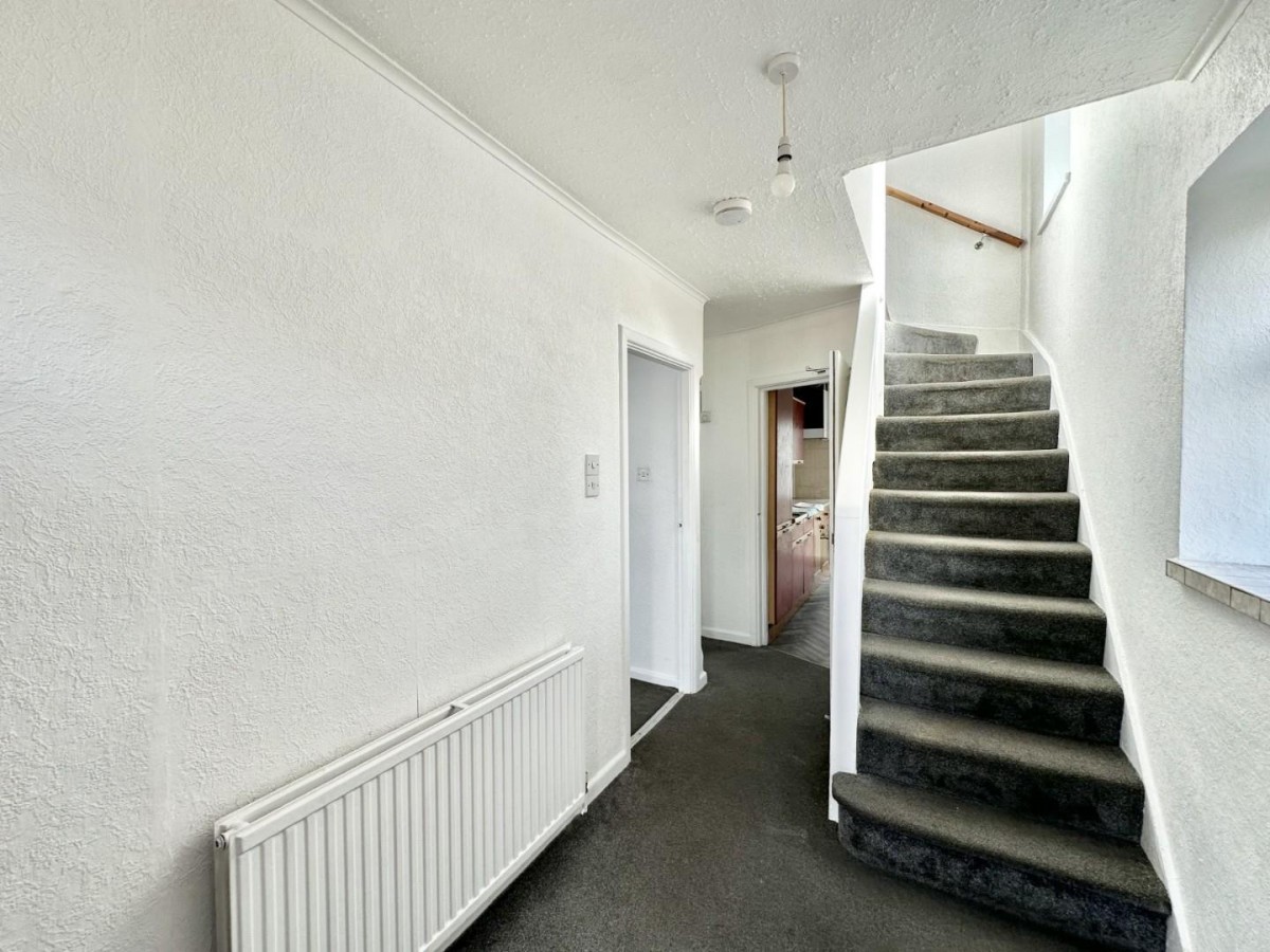 Wentworth Crescent, Hayes, UB3 1NN