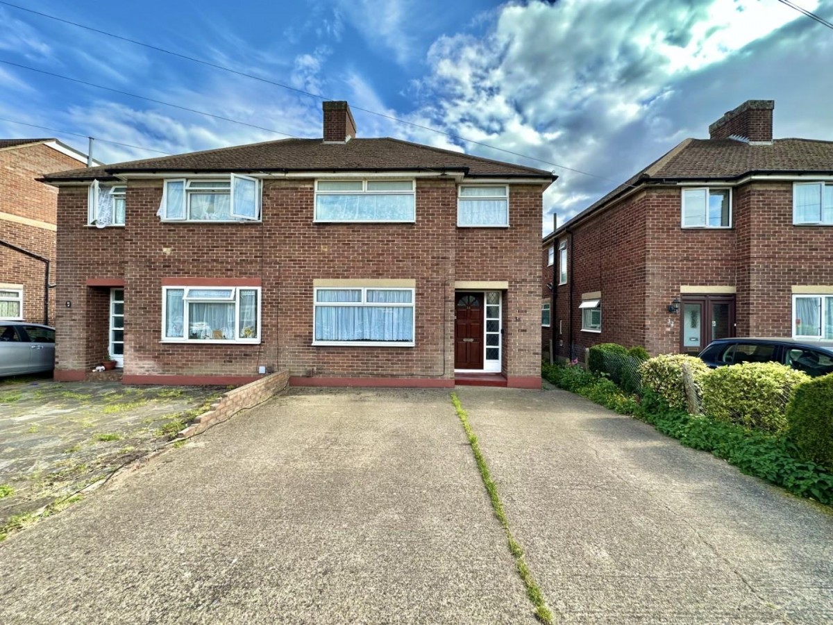 Wentworth Crescent, Hayes, UB3 1NN