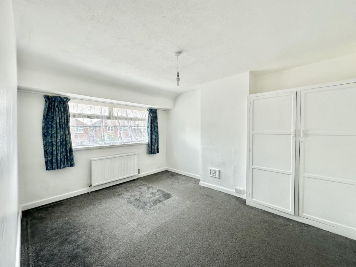 Wentworth Crescent, Hayes, UB3 1NN