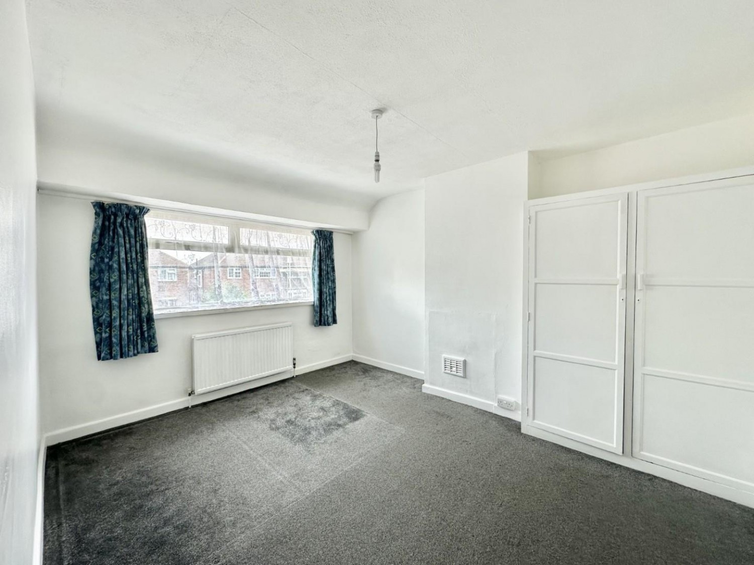 Wentworth Crescent, Hayes, UB3 1NN