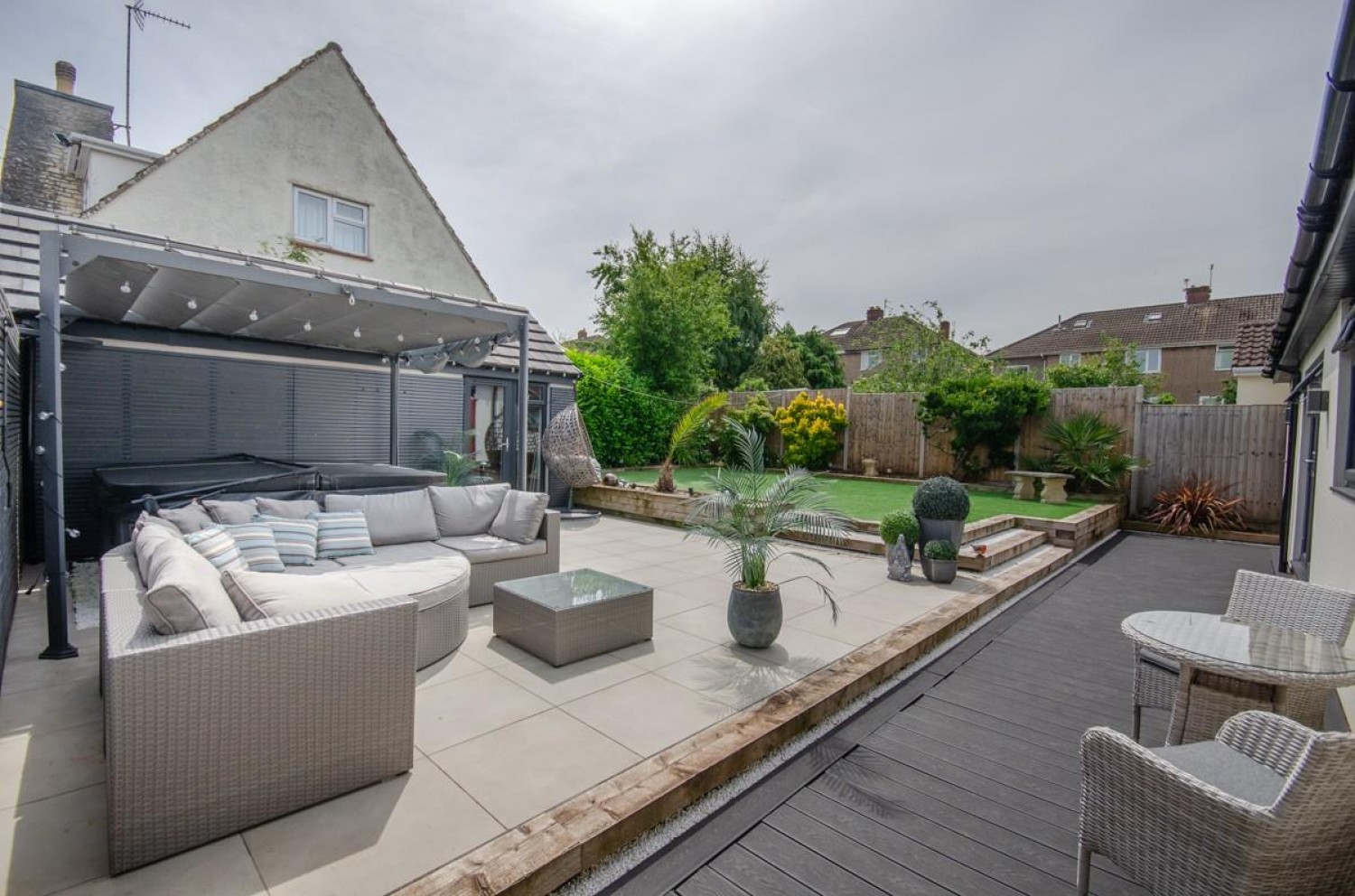 Bridgeleap Road, Downend, Bristol, BS16 6TE