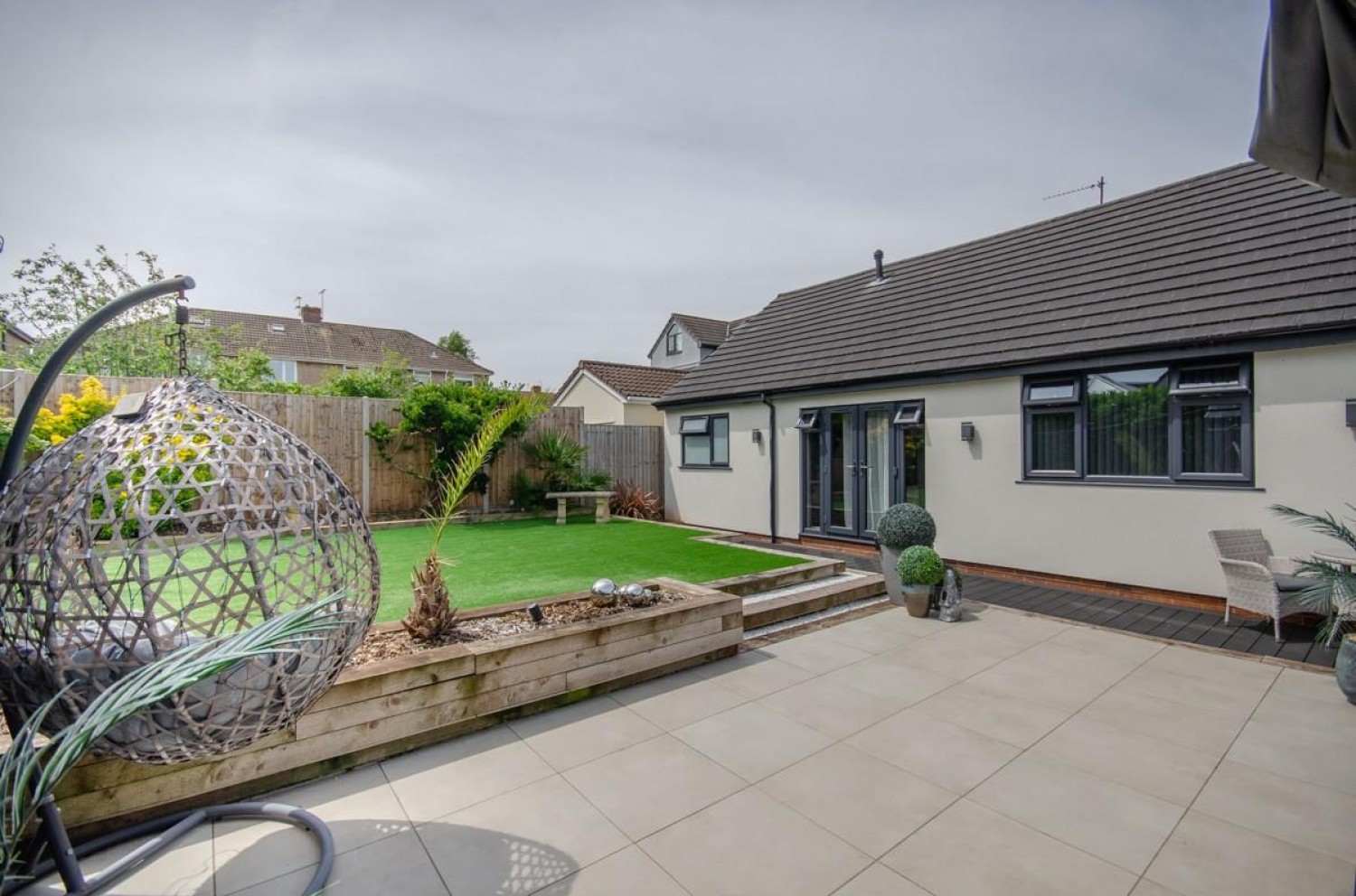 Bridgeleap Road, Downend, Bristol, BS16 6TE