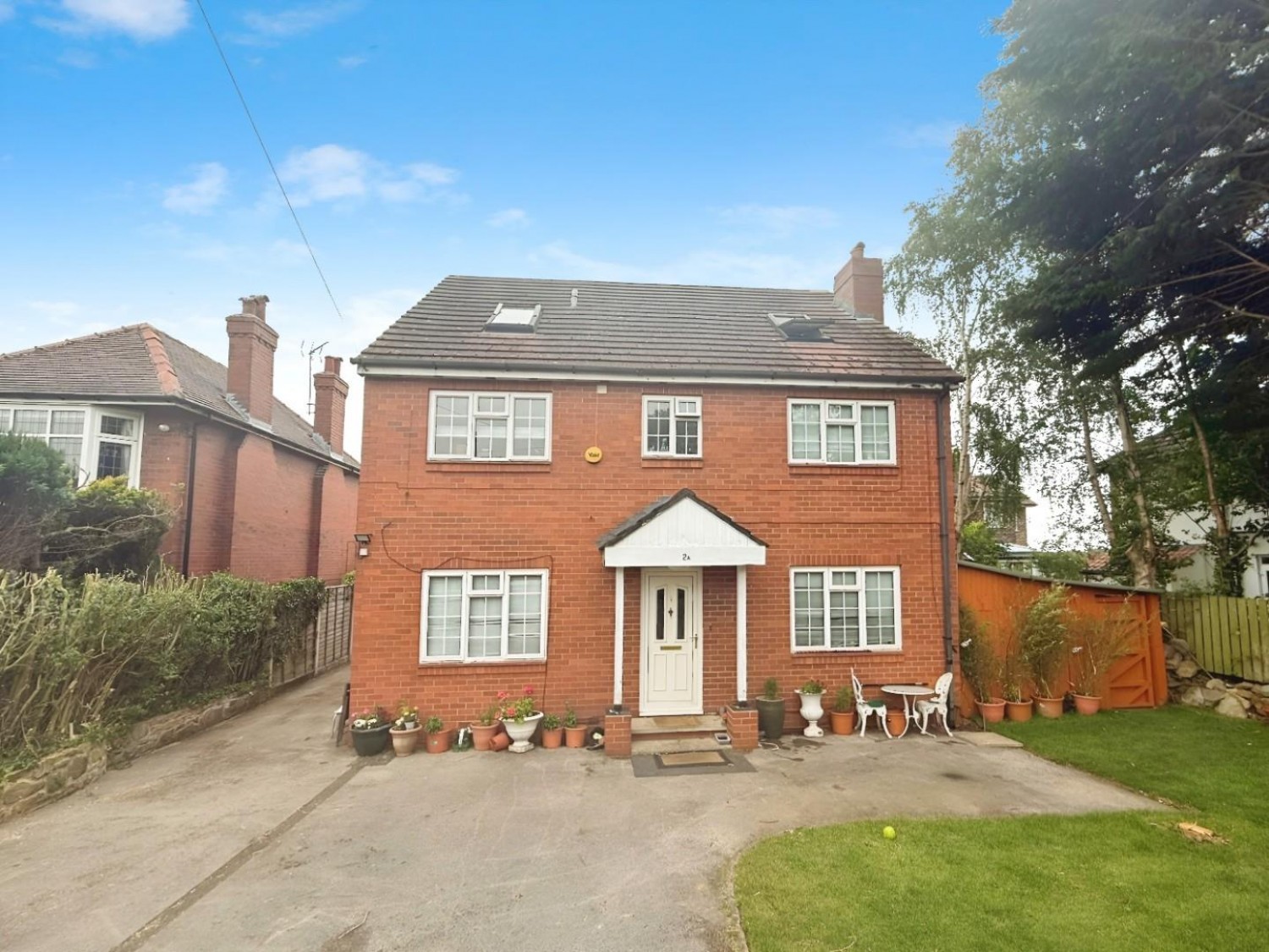 Woodlands Road, Harrogate, HG2 7AY