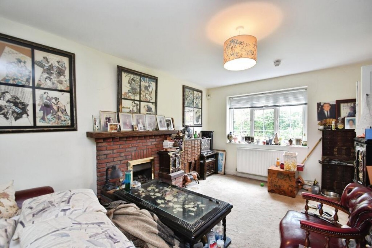 Woodlands Road, Harrogate, HG2 7AY