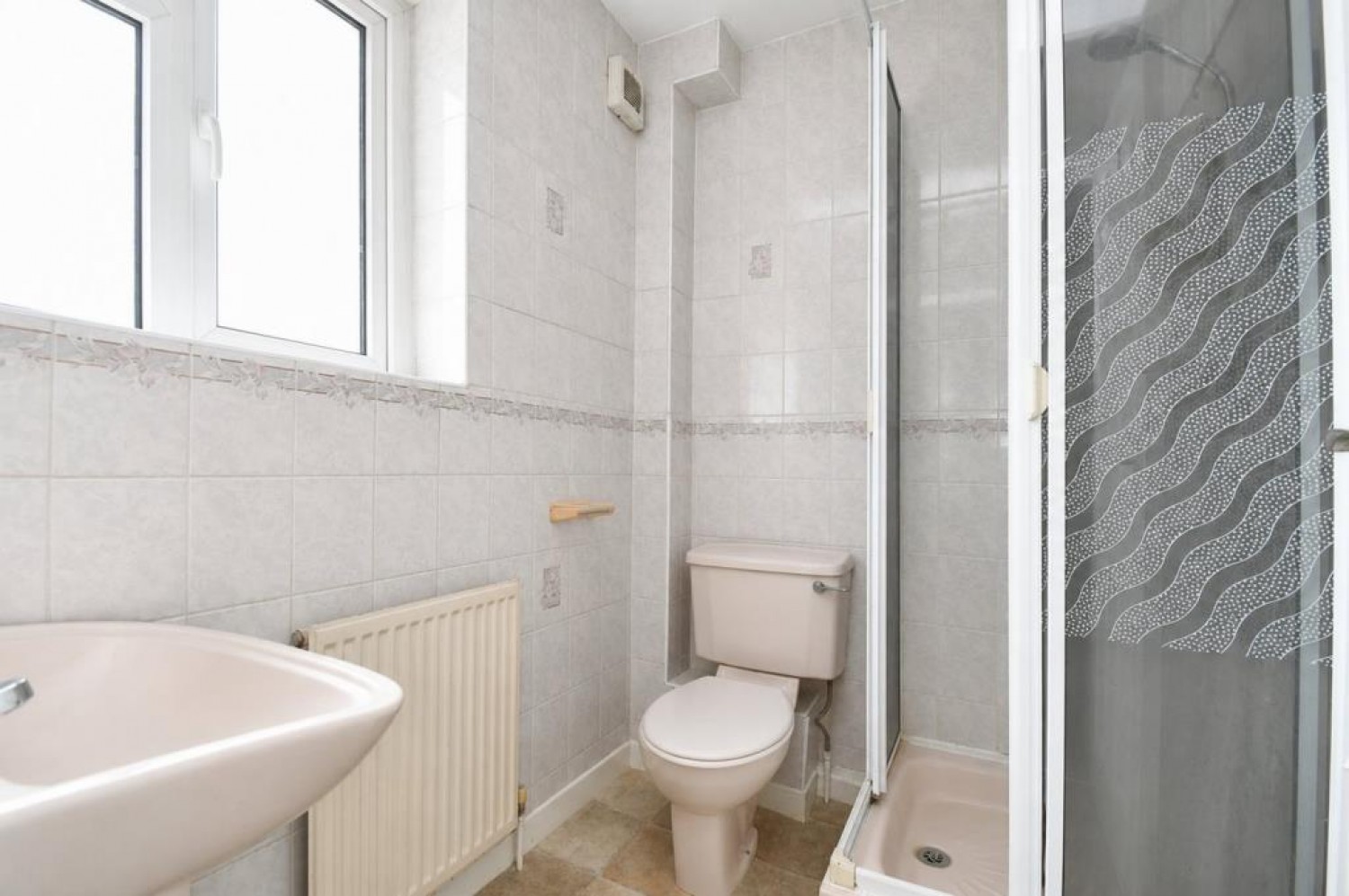 Woodlands Road, Harrogate, HG2 7AY