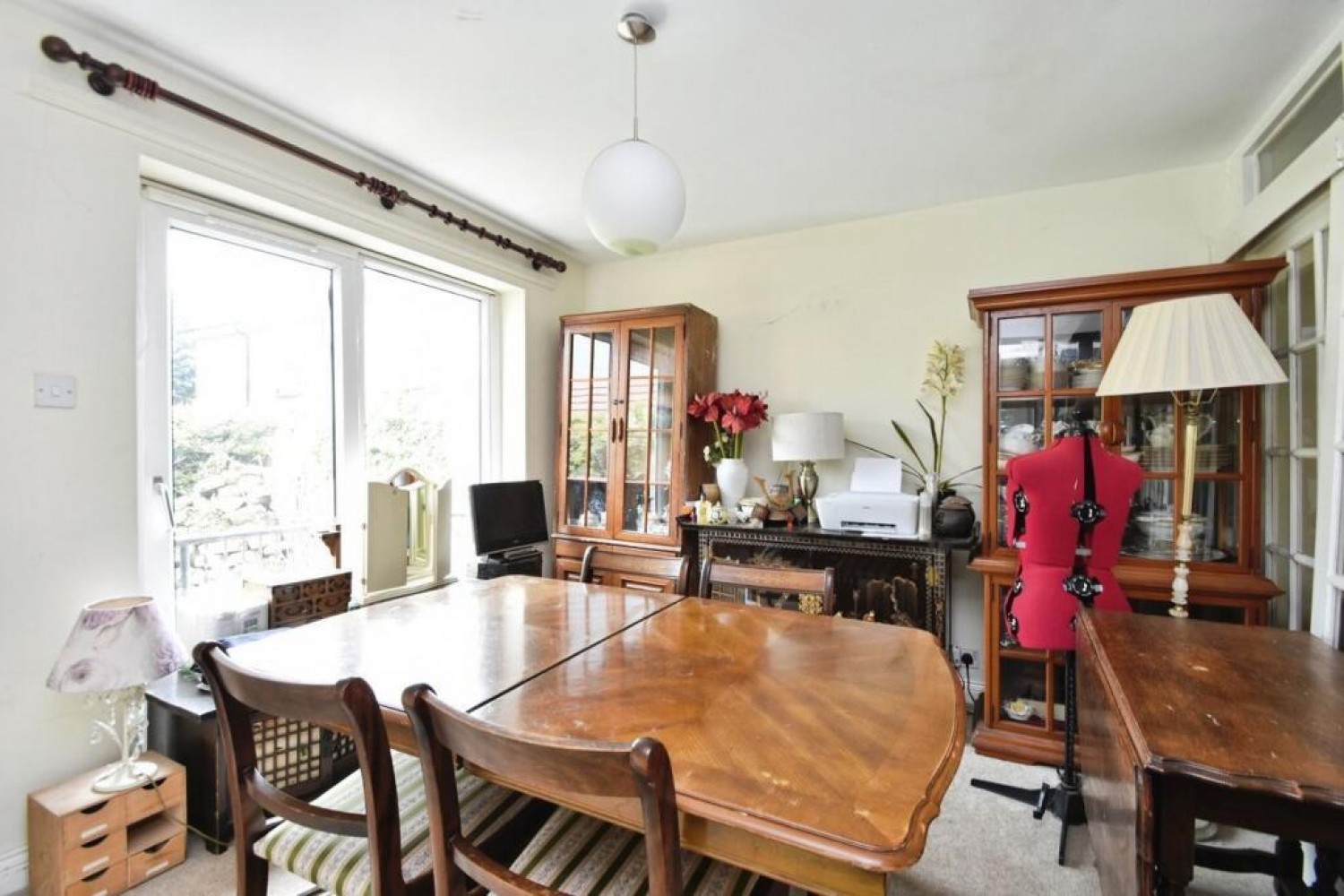 Woodlands Road, Harrogate, HG2 7AY