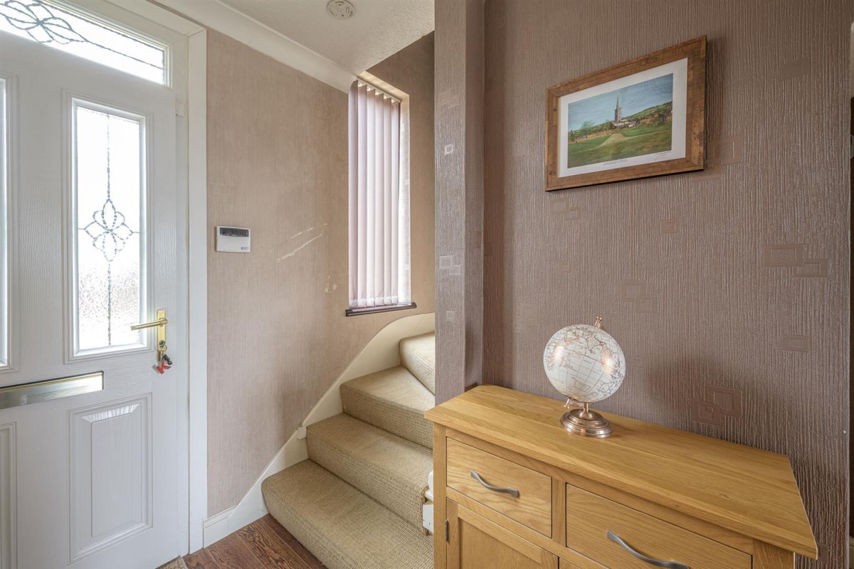 Compton Grove, Halesowen, B63 2EP