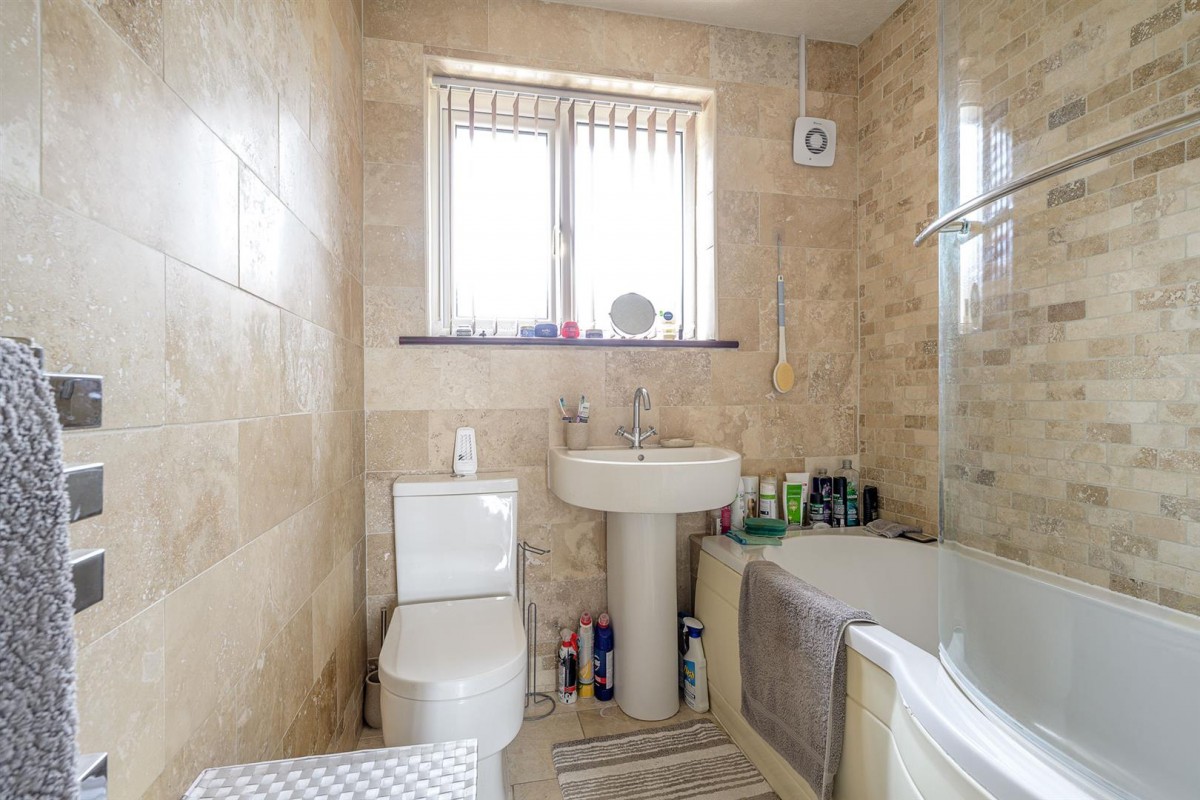Compton Grove, Halesowen, B63 2EP