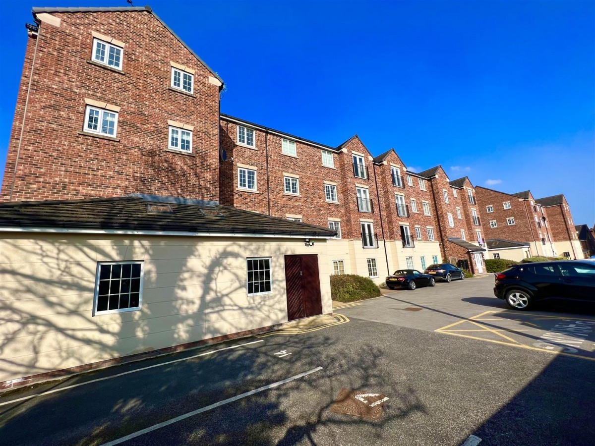 Scholars Court, Principal Rise, York