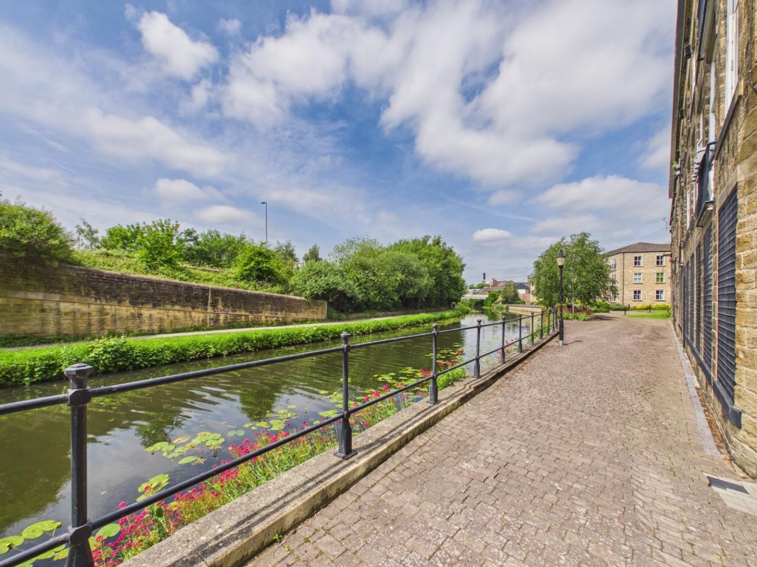 Britannia Wharf, Towpath Court, Bingley