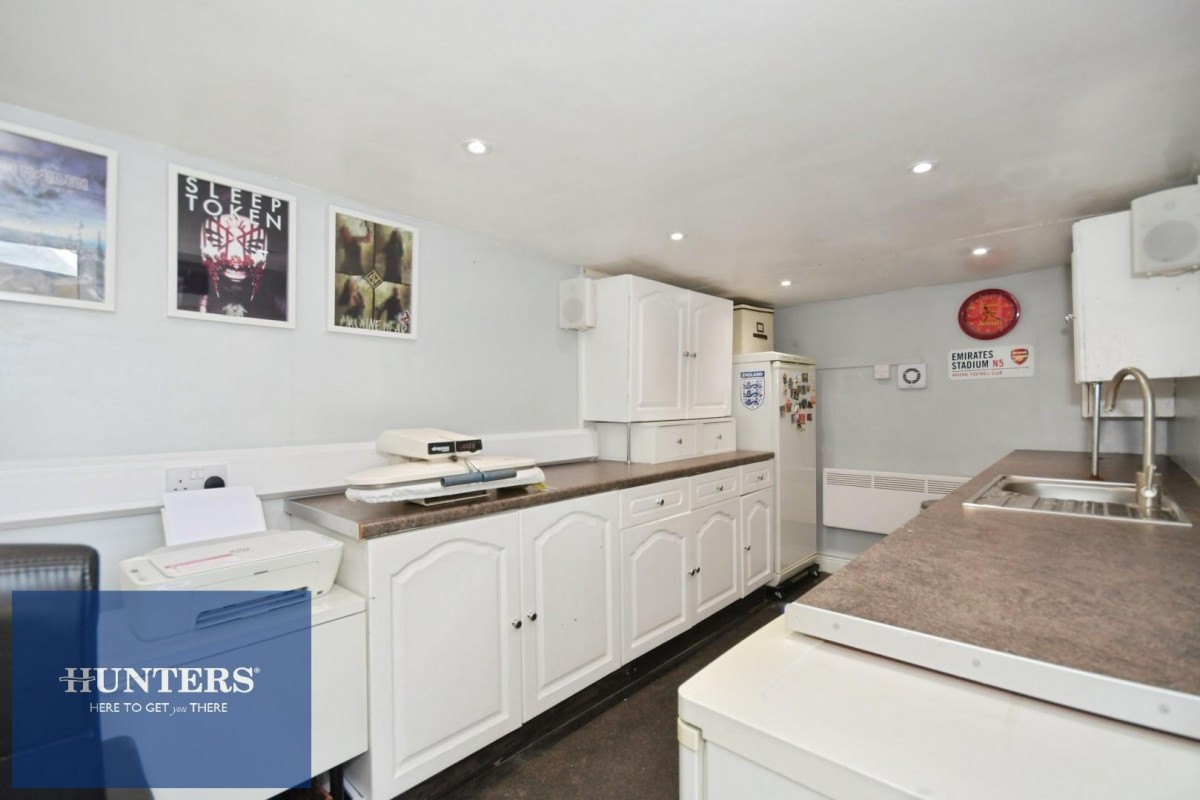 Longshaw Close, Staveley, Chesterfield, S43 3NE