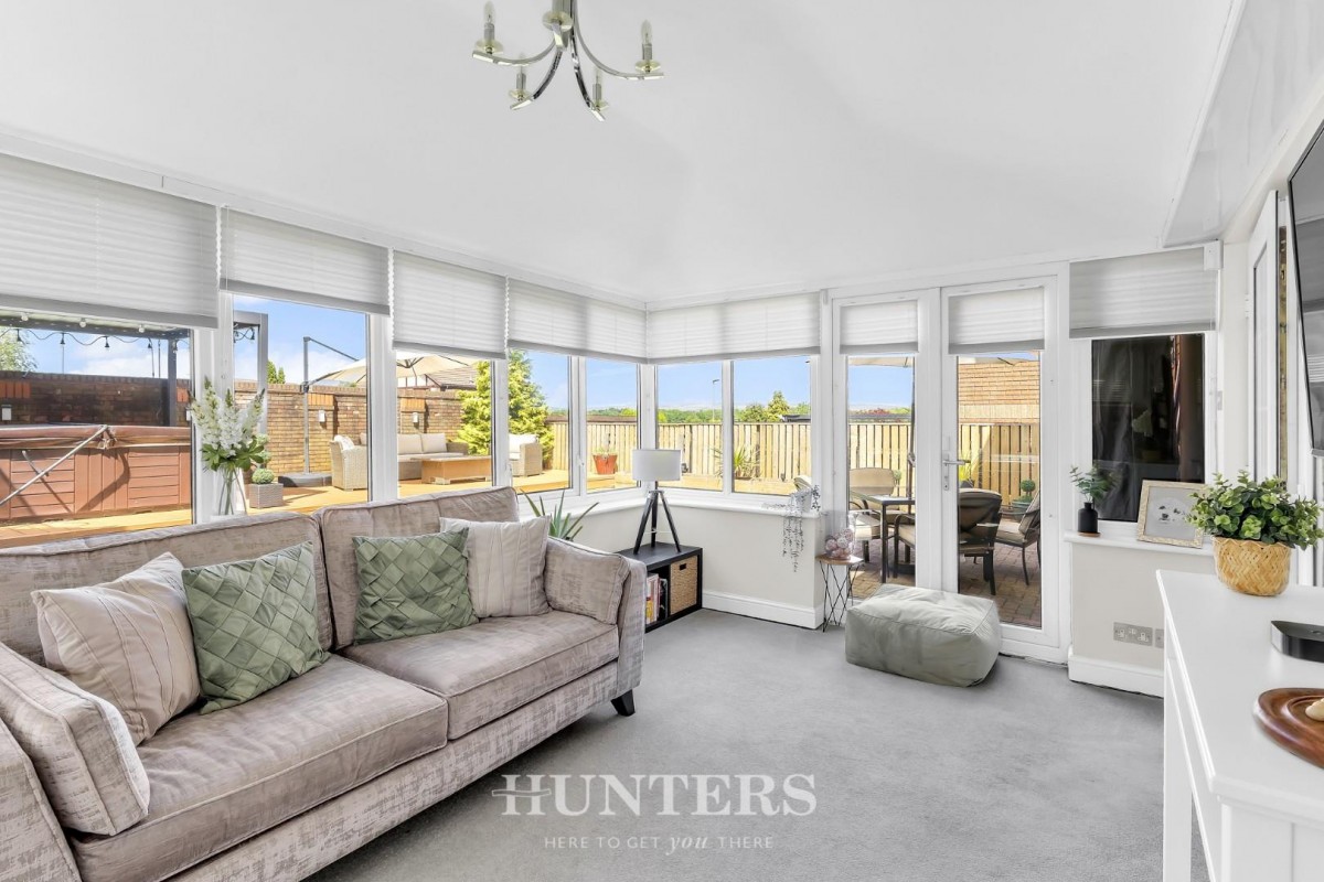 Barratt Gardens, Middleton, Manchester, M24