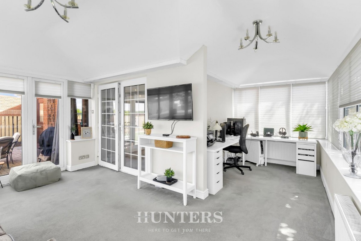 Barratt Gardens, Middleton, Manchester, M24